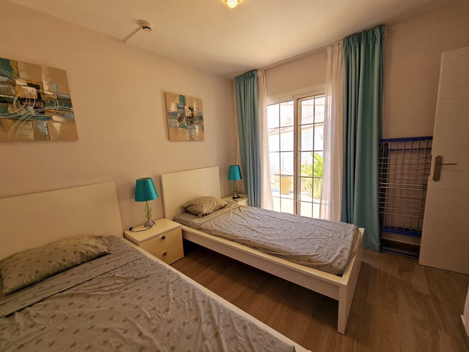 2 slaapkamer Villa te koop in Playa Fanabe met zwembad - € 600.000 (Ref: 9193530)