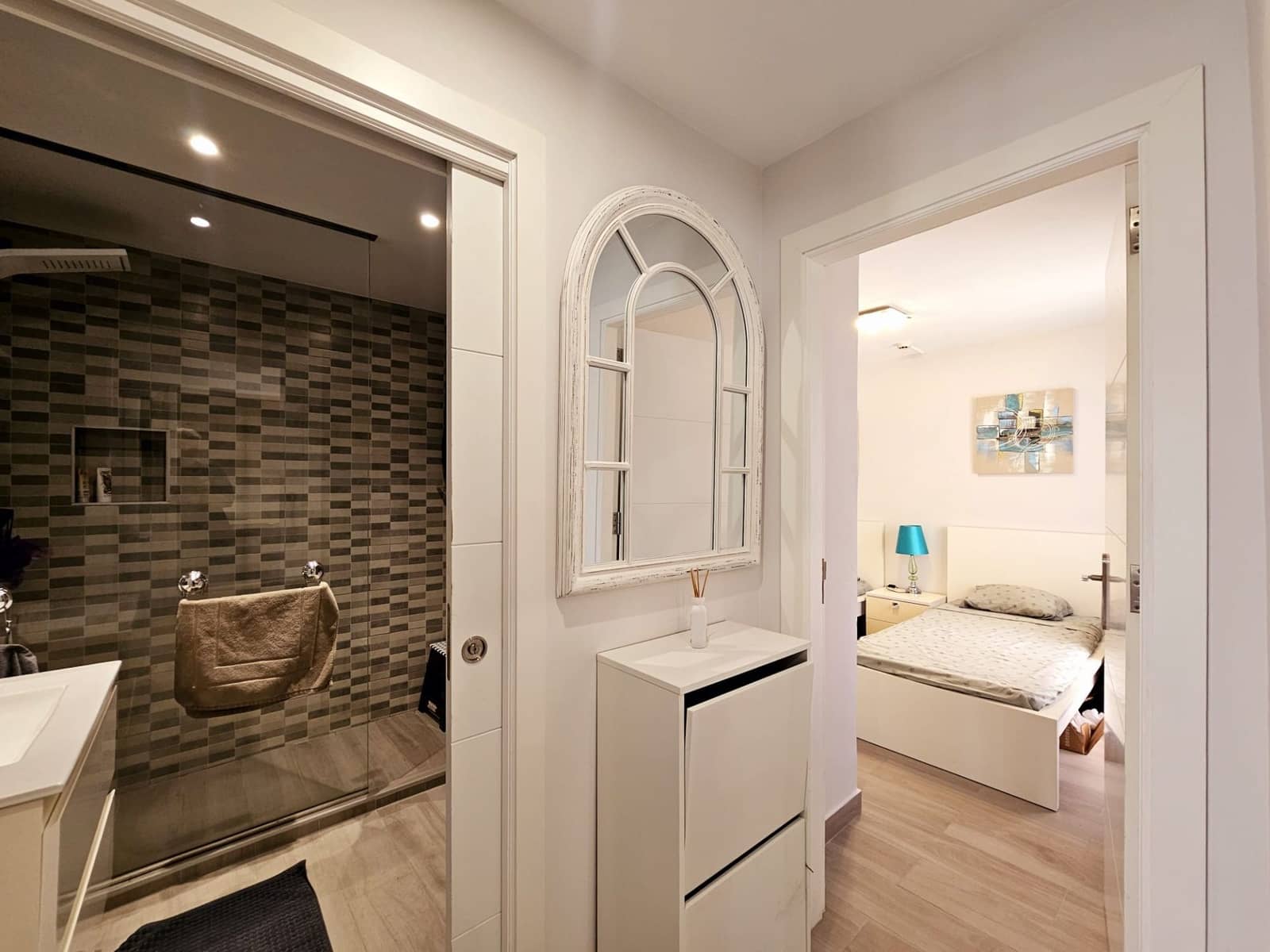 2 slaapkamer Villa te koop in Playa Fanabe met zwembad - € 600.000 (Ref: 9193530)