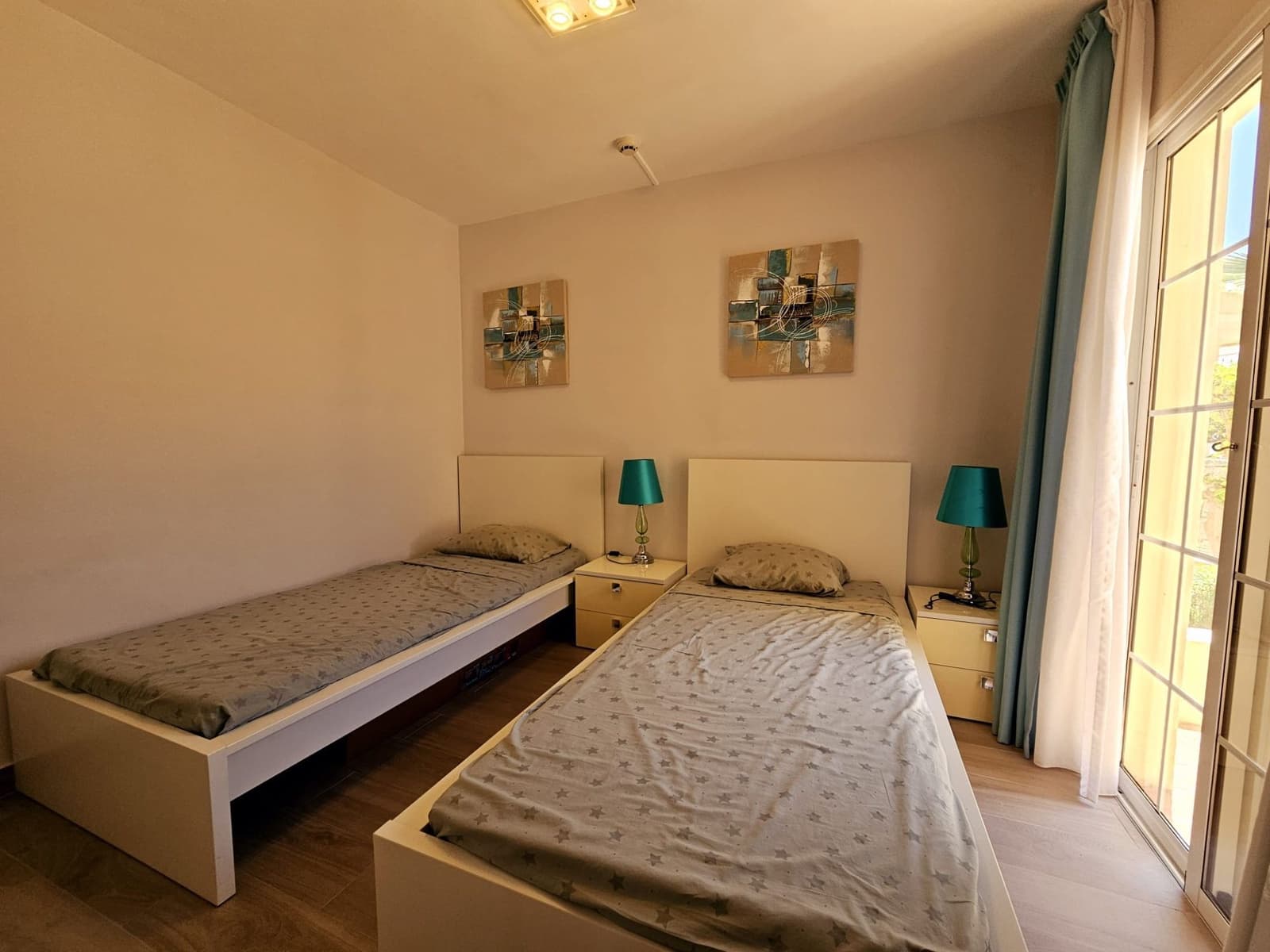 2 slaapkamer Villa te koop in Playa Fanabe met zwembad - € 600.000 (Ref: 9193530)