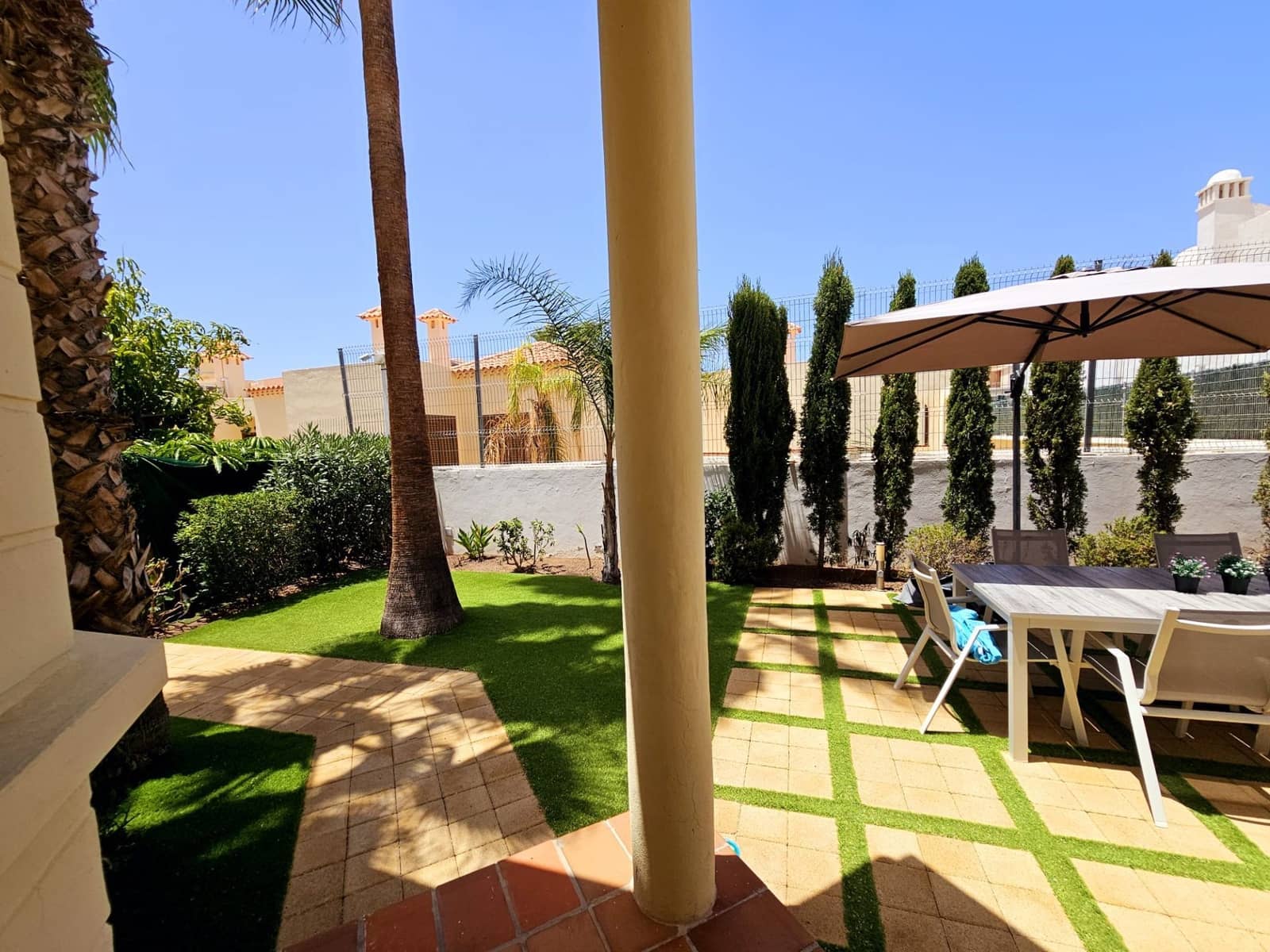 2 slaapkamer Villa te koop in Playa Fanabe met zwembad - € 600.000 (Ref: 9193530)