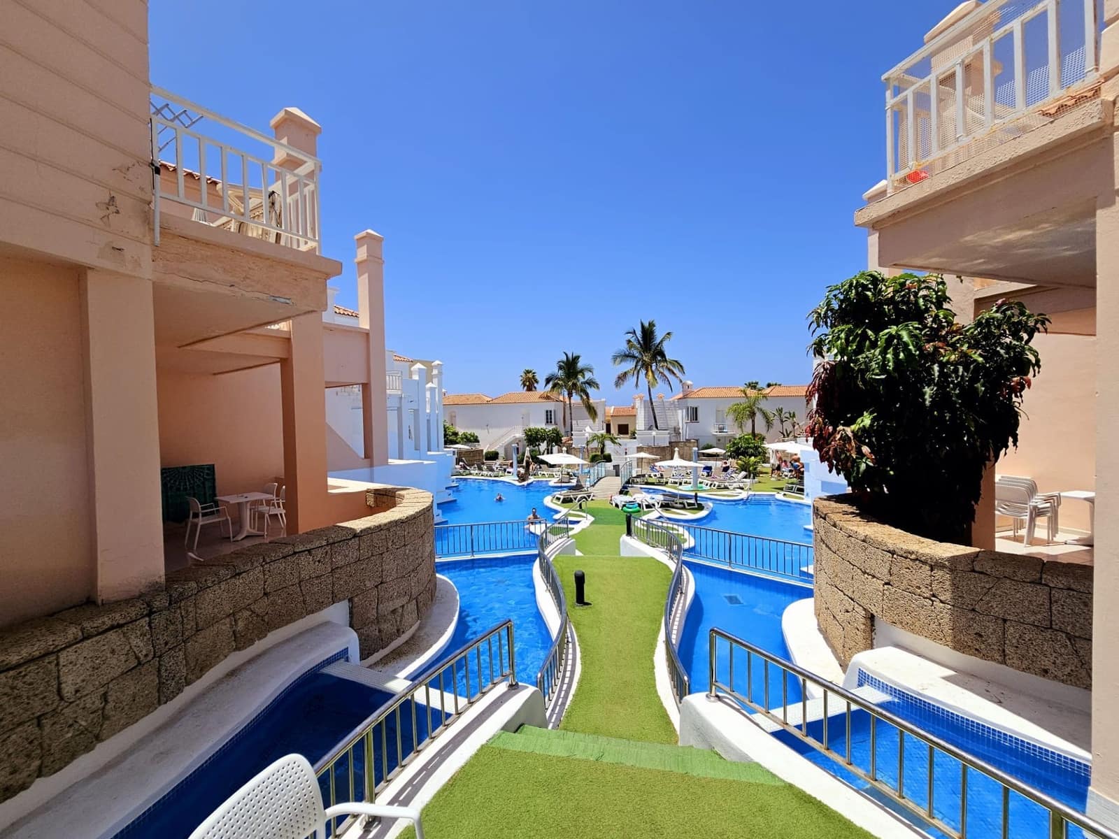 2 slaapkamer Villa te koop in Playa Fanabe met zwembad - € 600.000 (Ref: 9193530)