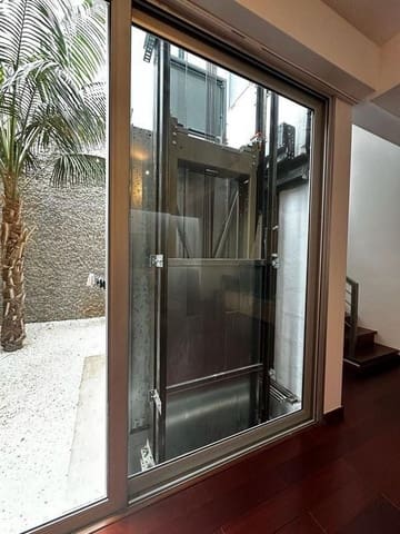 5 soverom Villa til salgs i Playa del Duque, Adeje med svømmebasseng garasje - € 2 930 000 (Ref: 9195263)