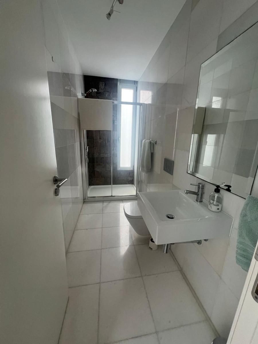 5 soveværelse Villa til salg i Playa del Duque med swimmingpool garage - € 2.930.000 (Ref: 9195263)