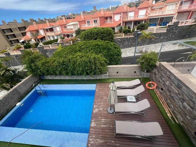 5 soverom Villa til salgs i Playa del Duque, Adeje med svømmebasseng garasje - € 2 930 000 (Ref: 9195263)