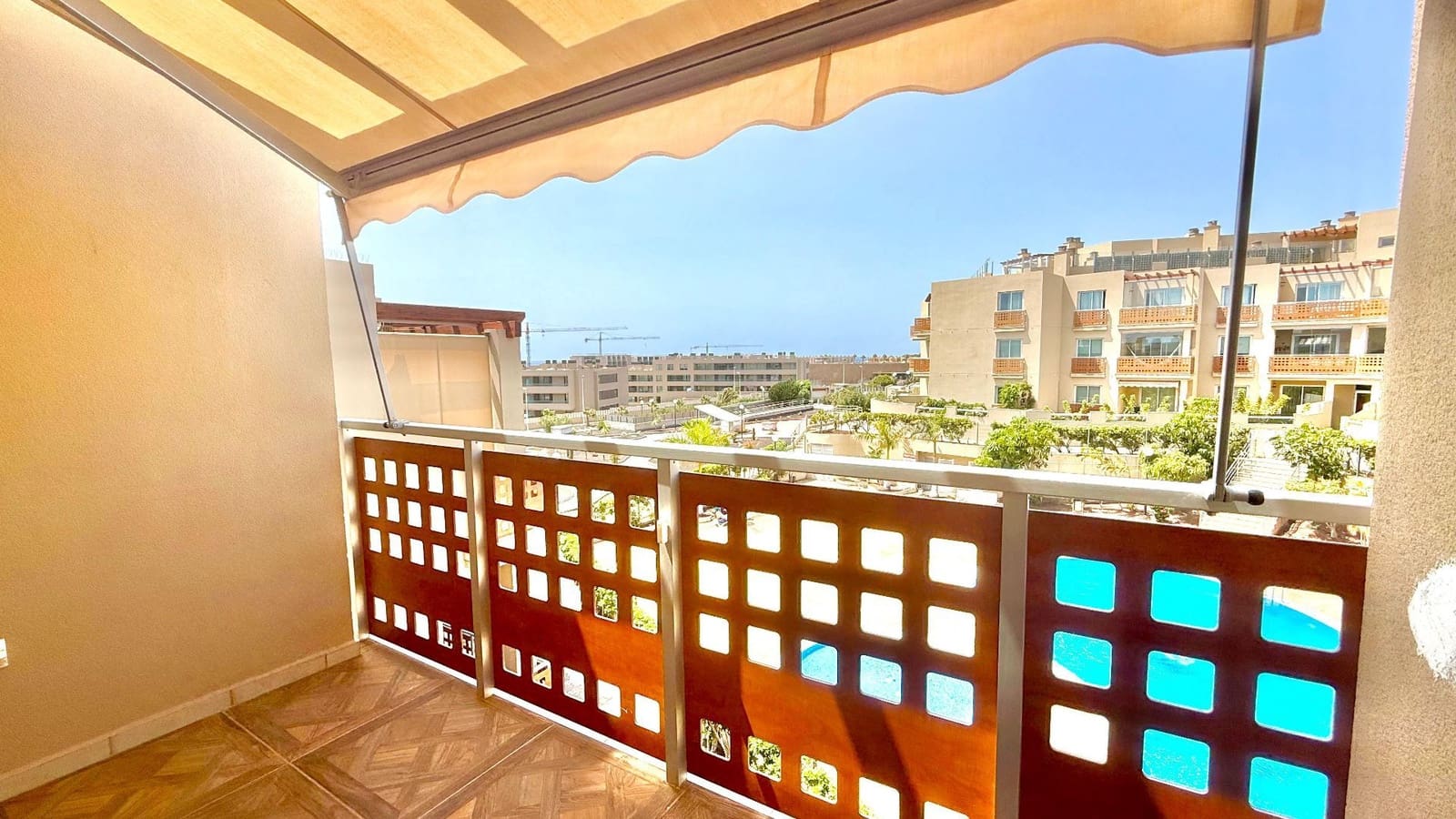 3 soveværelse Lejlighed til salg i La Tejita med swimmingpool garage - € 529.000 (Ref: 9195264)