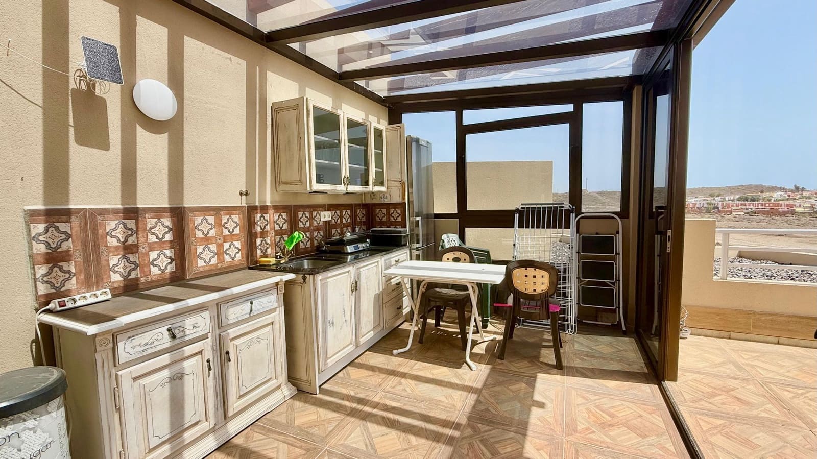 3 soveværelse Lejlighed til salg i La Tejita med swimmingpool garage - € 529.000 (Ref: 9195264)