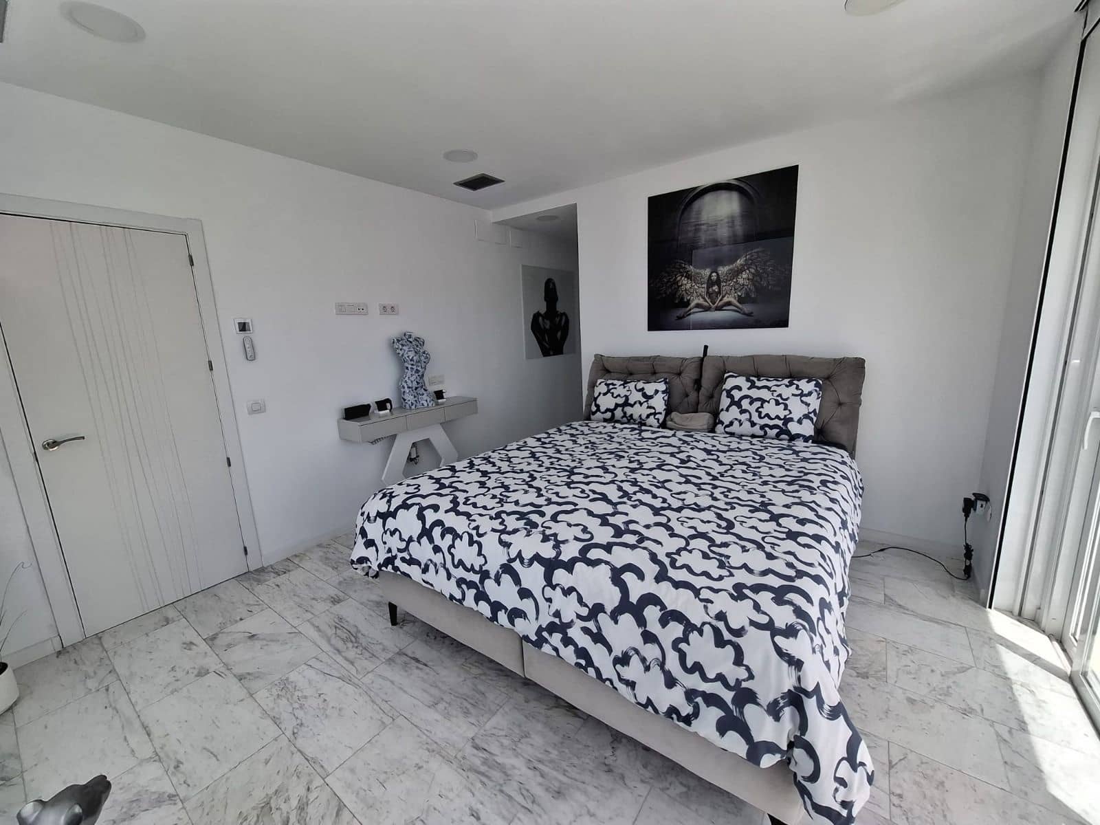 3 sypialnia Willa na sprzedaż w La Caldera z basenem garażem - 1 900 000 € (Ref: 9197480)