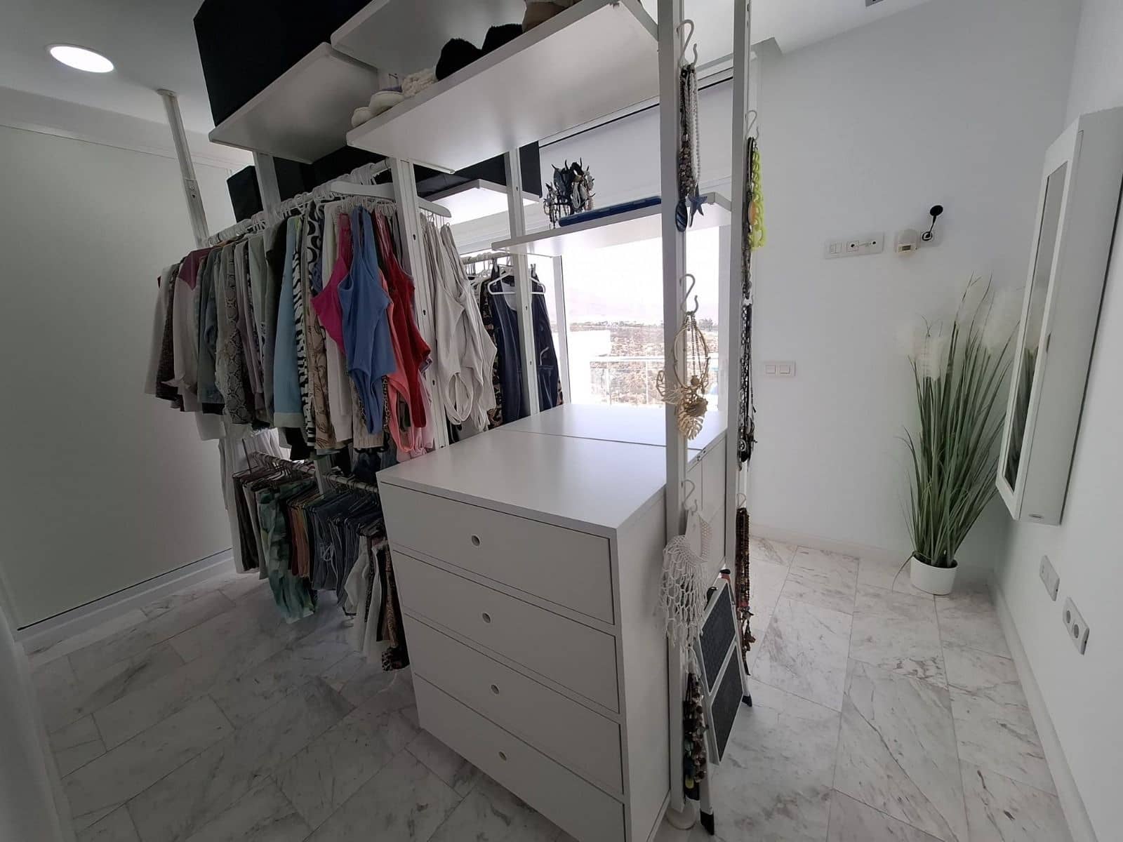 3 sypialnia Willa na sprzedaż w La Caldera z basenem garażem - 1 900 000 € (Ref: 9197480)