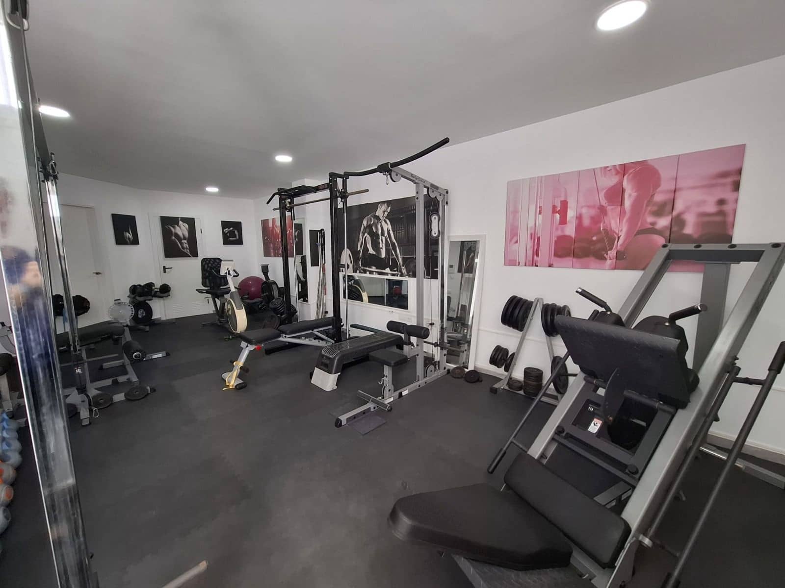 3 sypialnia Willa na sprzedaż w La Caldera z basenem garażem - 1 900 000 € (Ref: 9197480)