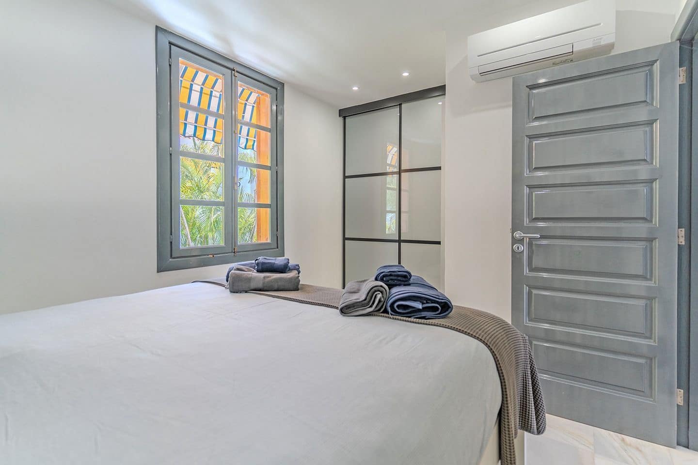 3 chambre Villa/Maison à vendre à Playa de las Americas avec piscine - 1 590 000 € (Ref: 9200275)