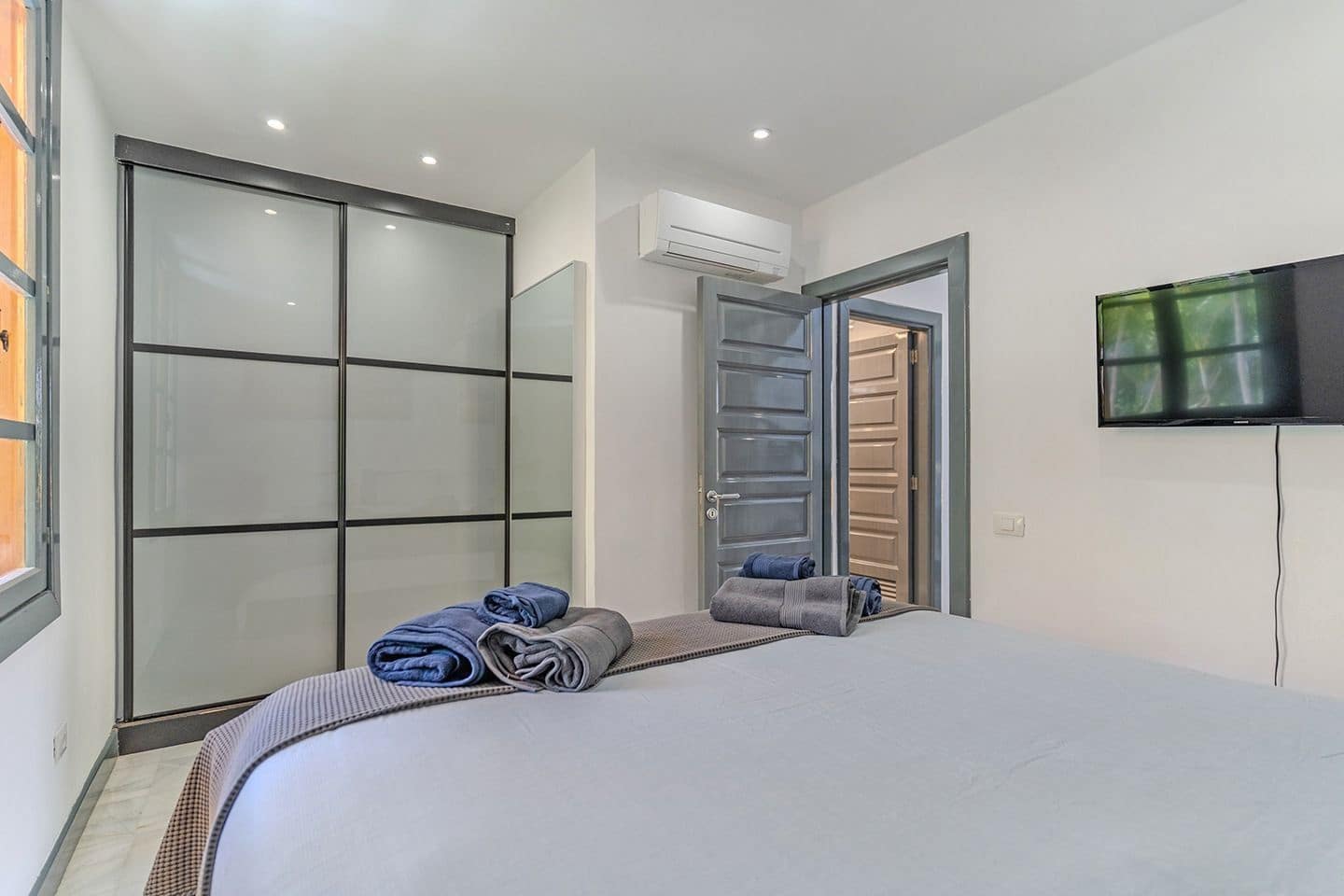 3 chambre Villa/Maison à vendre à Playa de las Americas avec piscine - 1 590 000 € (Ref: 9200275)