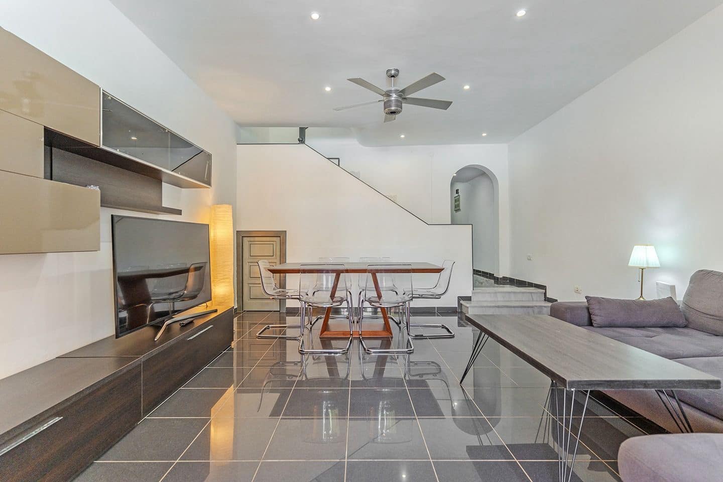 3 chambre Villa/Maison à vendre à Playa de las Americas avec piscine - 1 590 000 € (Ref: 9200275)