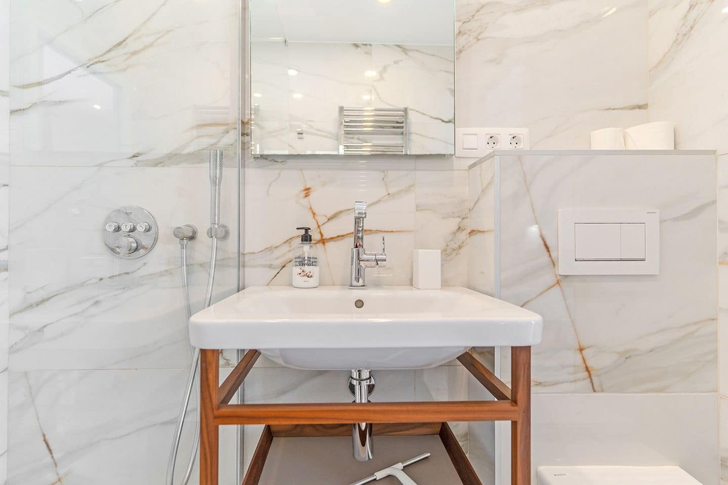 3 chambre Villa/Maison à vendre à Playa de las Americas avec piscine - 1 590 000 € (Ref: 9200275)