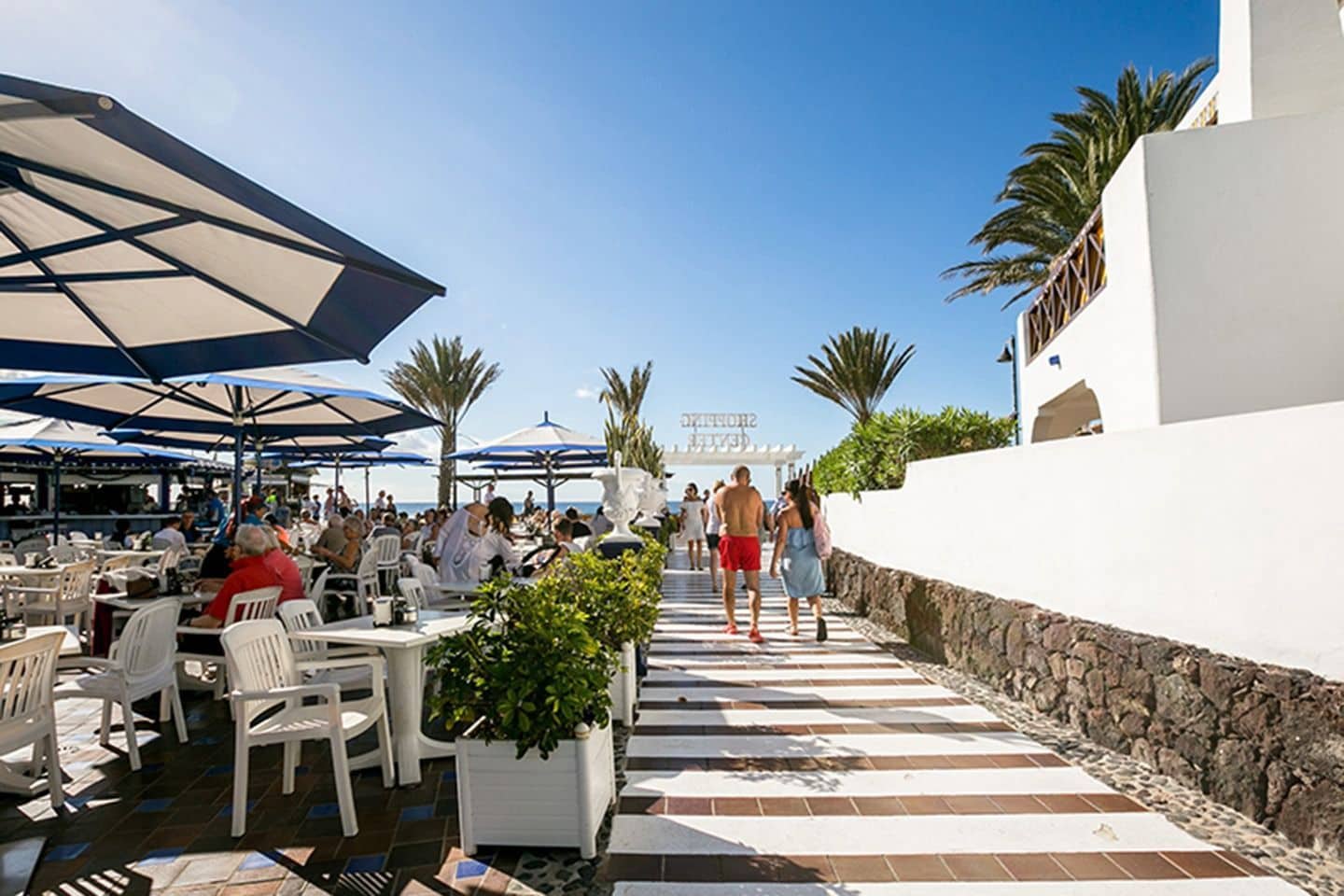 3 chambre Villa/Maison à vendre à Playa de las Americas avec piscine - 1 590 000 € (Ref: 9200275)