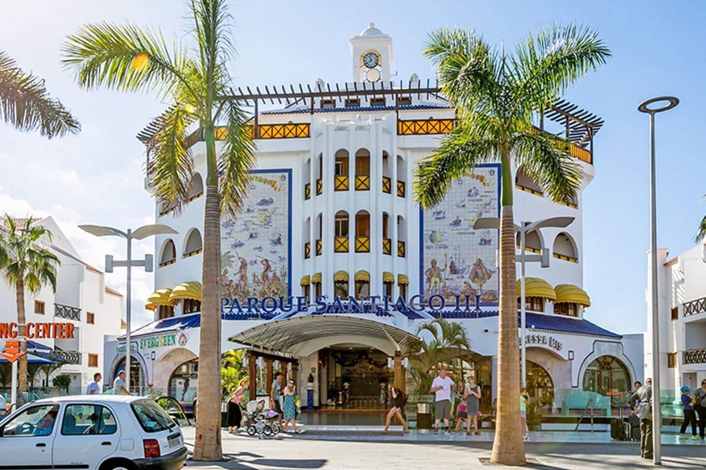 3 chambre Villa/Maison à vendre à Playa de las Americas avec piscine - 1 590 000 € (Ref: 9200275)