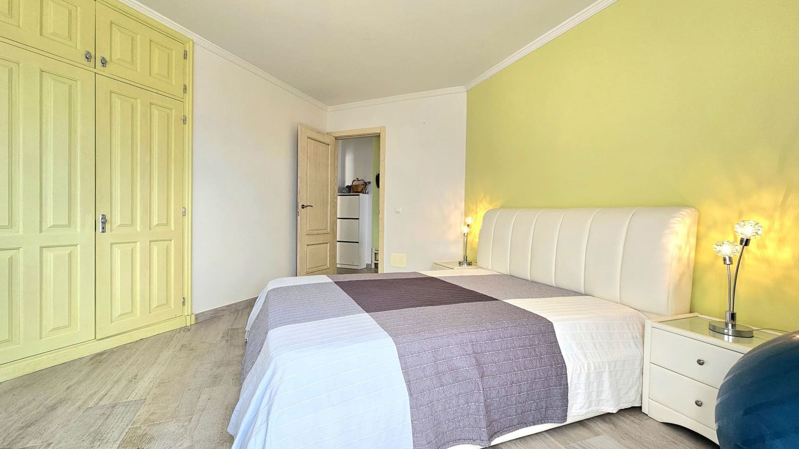 2 slaapkamer Appartement te koop in Los Gigantes met zwembad - € 490.000 (Ref: 9202179)