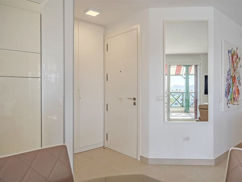 2 sovrum Takvåning till salu i Playa de las Americas med pool - 1 680 000 € (Ref: 9204233)