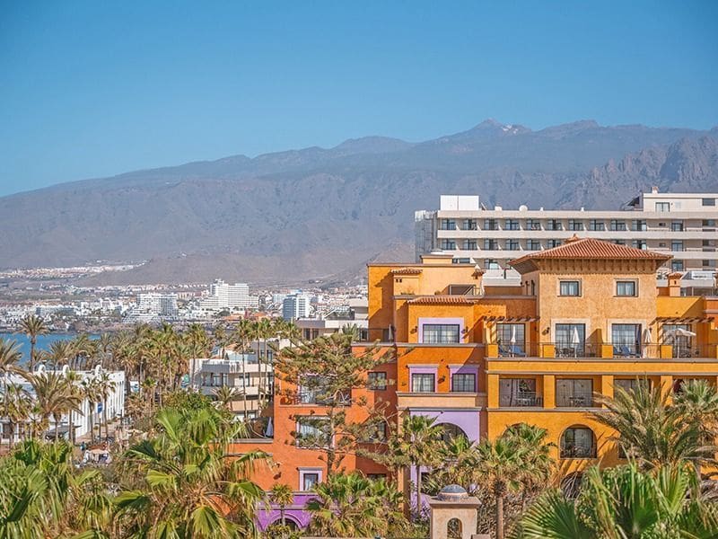 2 sovrum Takvåning till salu i Playa de las Americas med pool - 1 680 000 € (Ref: 9204233)