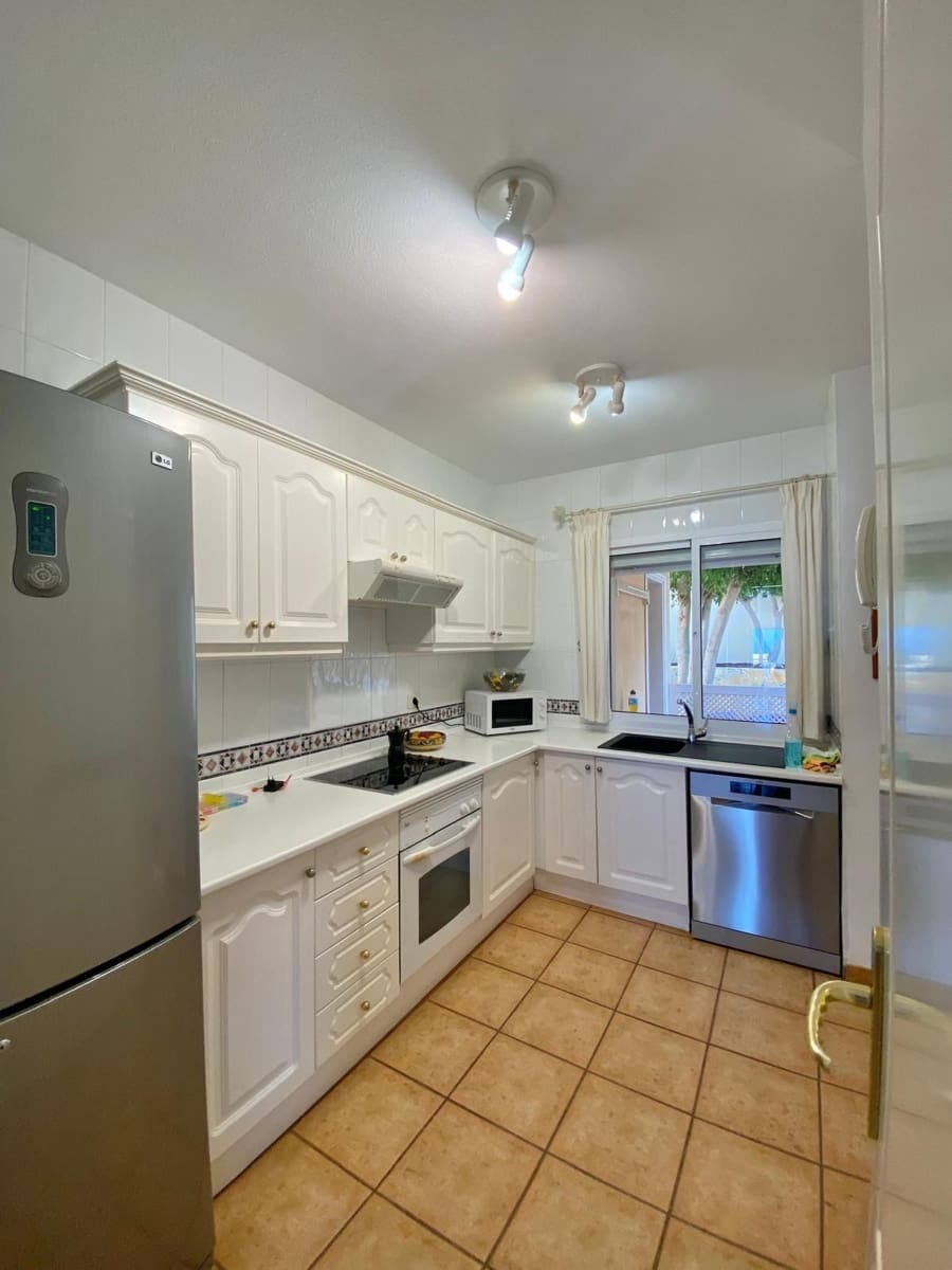 2 soveværelse Villa til salg i Costa Adeje med swimmingpool garage - € 799.000 (Ref: 9206255)