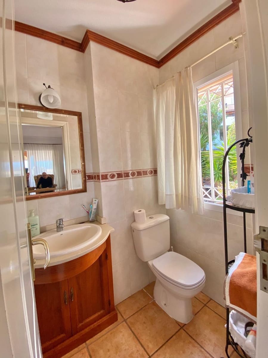 2 soveværelse Villa til salg i Costa Adeje med swimmingpool garage - € 799.000 (Ref: 9206255)