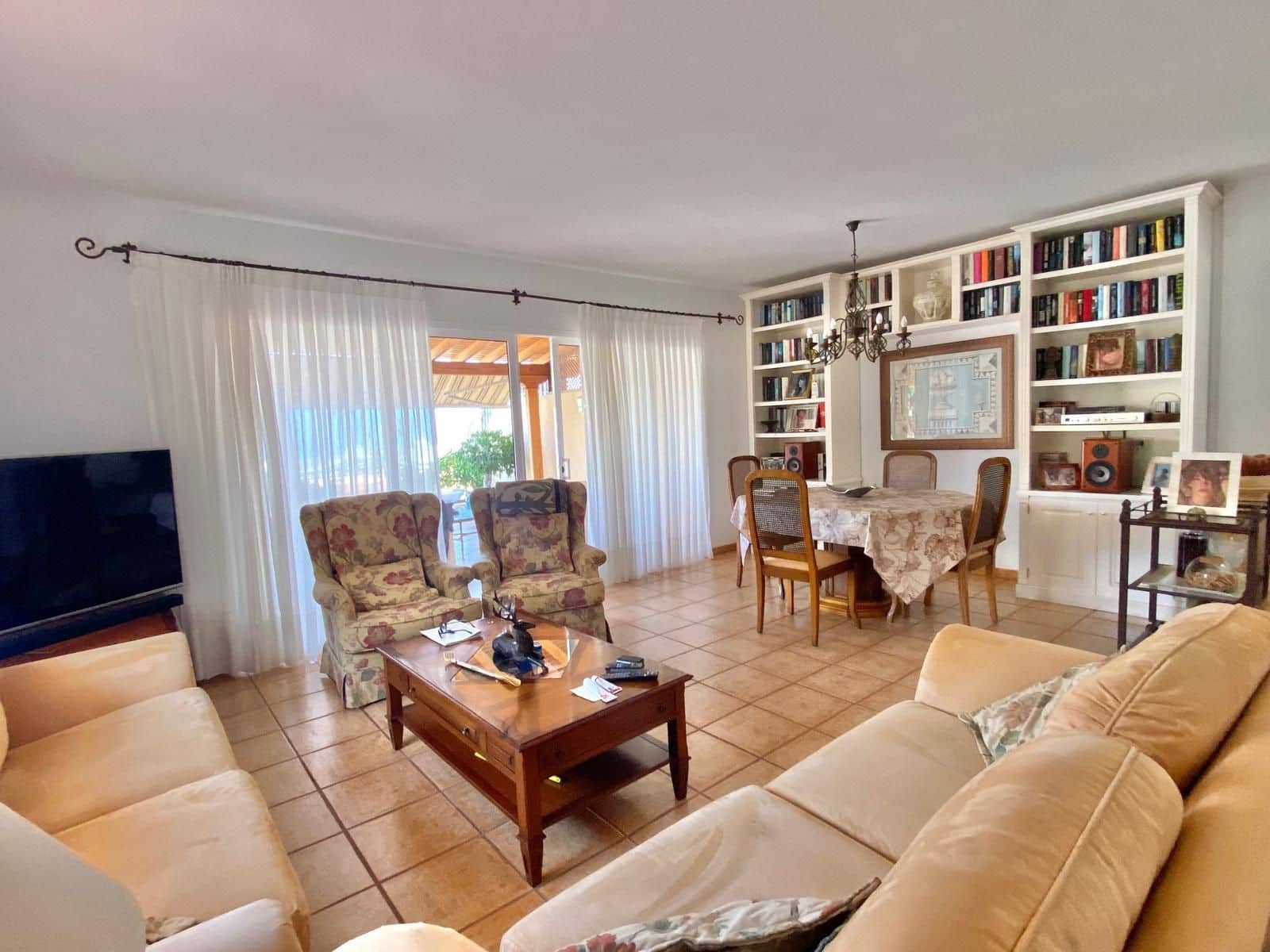 2 soveværelse Villa til salg i Costa Adeje med swimmingpool garage - € 799.000 (Ref: 9206255)