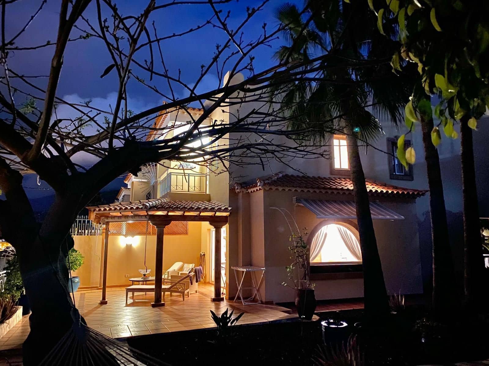 2 soveværelse Villa til salg i Costa Adeje med swimmingpool garage - € 799.000 (Ref: 9206255)