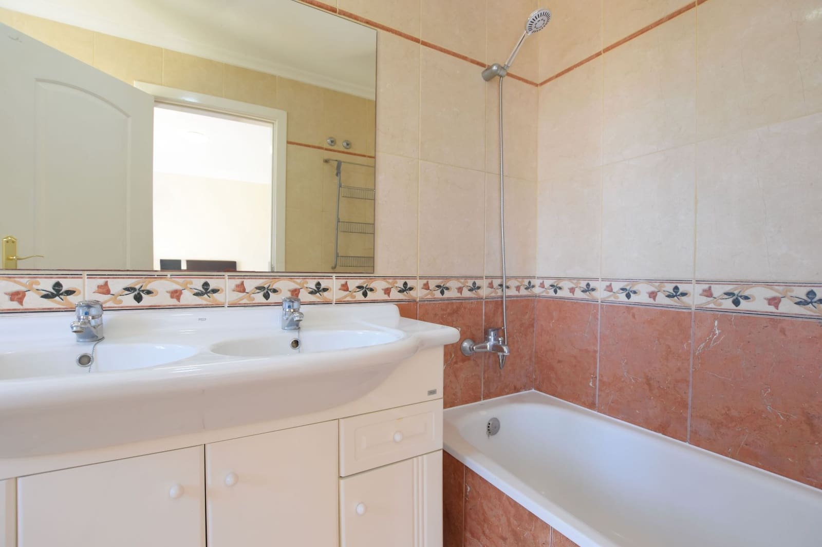 3 sovrum Semi-fristående Villa till salu i San Miguel de Abona med pool garage - 360 000 € (Ref: 9206256)