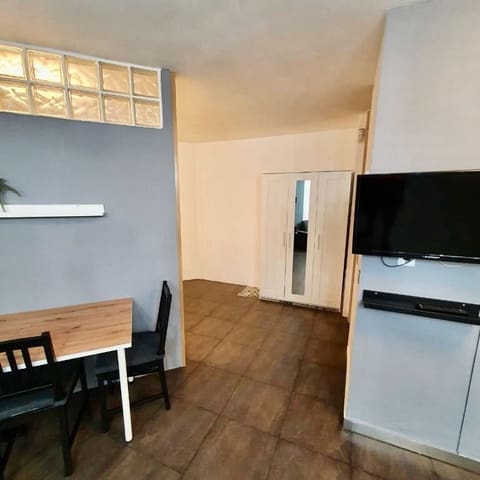 Leilighet til salgs i Torviscas Centro y Alto, Adeje med svømmebasseng garasje - € 149 000 (Ref: 9208079)