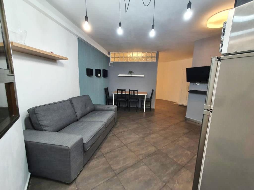 Leilighet til salgs i Costa Adeje med svømmebasseng garasje - € 149 000 (Ref: 9208079)