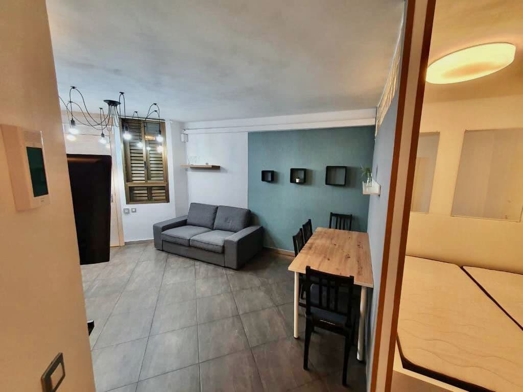 Leilighet til salgs i Costa Adeje med svømmebasseng garasje - € 149 000 (Ref: 9208079)