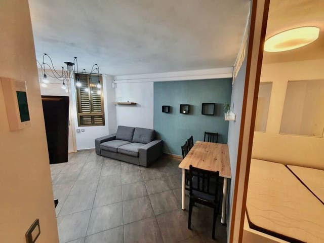 Leilighet til salgs i Torviscas Centro y Alto, Adeje med svømmebasseng garasje - € 149 000 (Ref: 9208079)