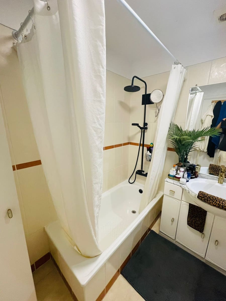 2 soveværelse Lejlighed til salg i Chayofa med swimmingpool garage - € 354.900 (Ref: 9208080)