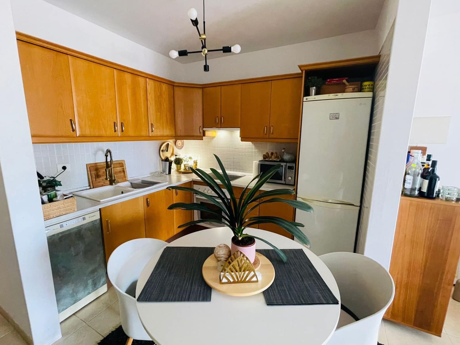 2 soveværelse Lejlighed til salg i Chayofa med swimmingpool garage - € 354.900 (Ref: 9208080)