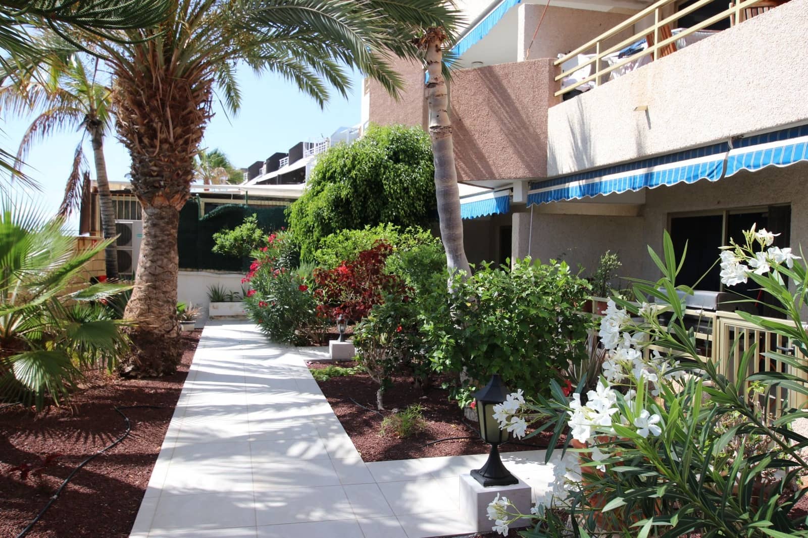 2 soveværelse Byhus til salg i Guia de Isora med swimmingpool - € 389.000 (Ref: 9212521)