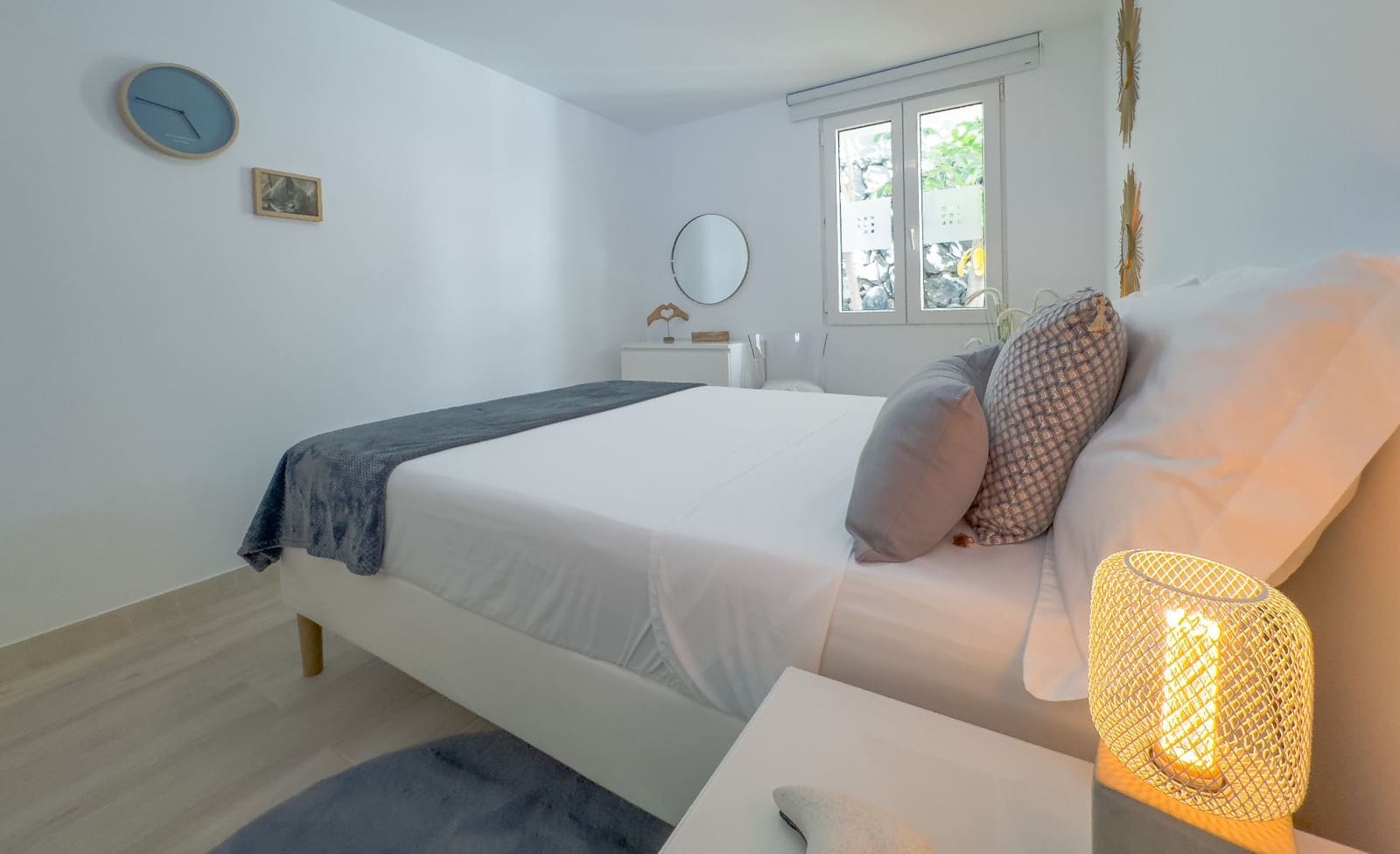 4 bedroom Villa for sale in Playa del Duque with pool garage - € 3,100,000 (Ref: 9219707)