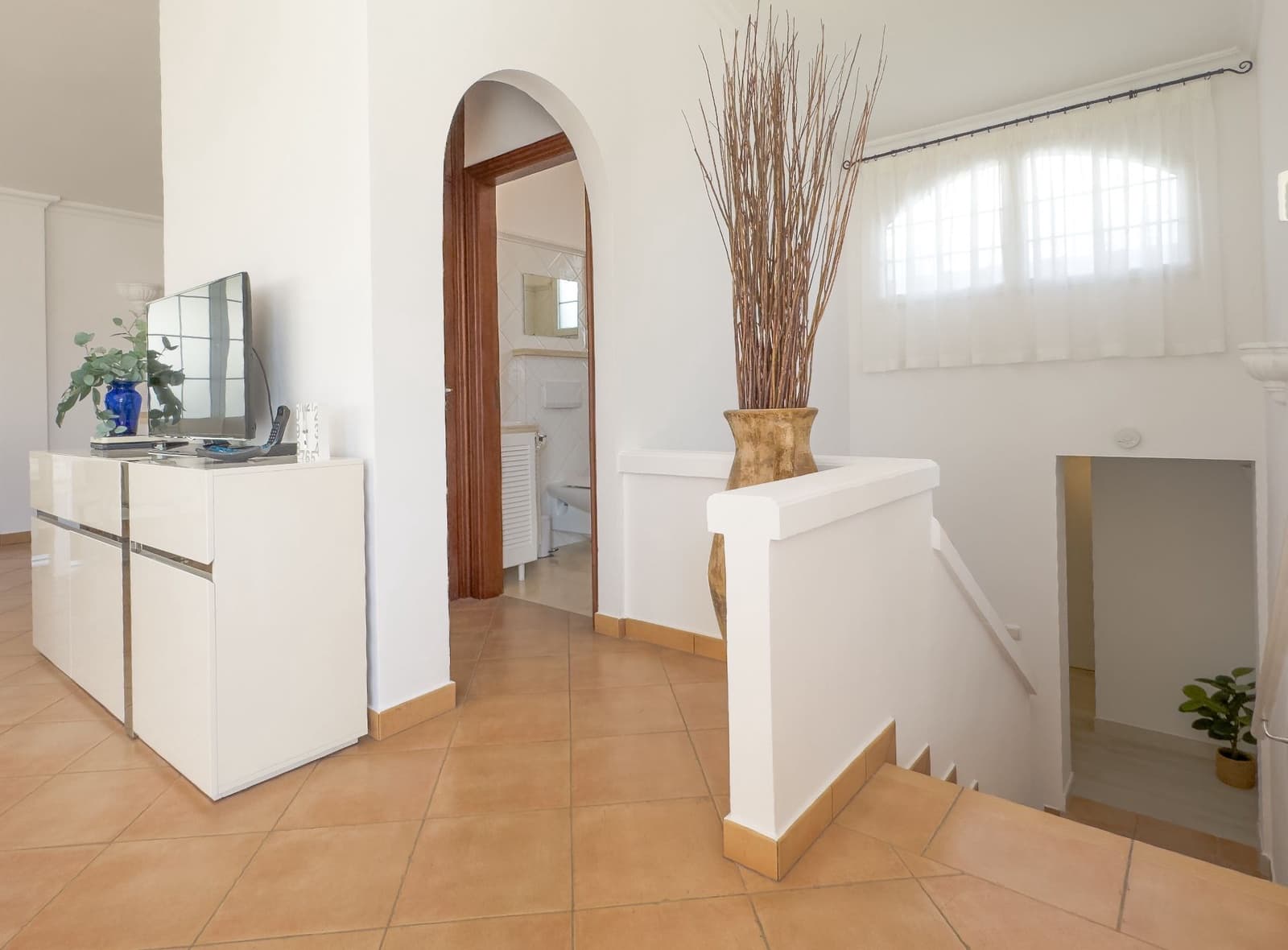 4 bedroom Villa for sale in Playa del Duque with pool garage - € 3,100,000 (Ref: 9219707)