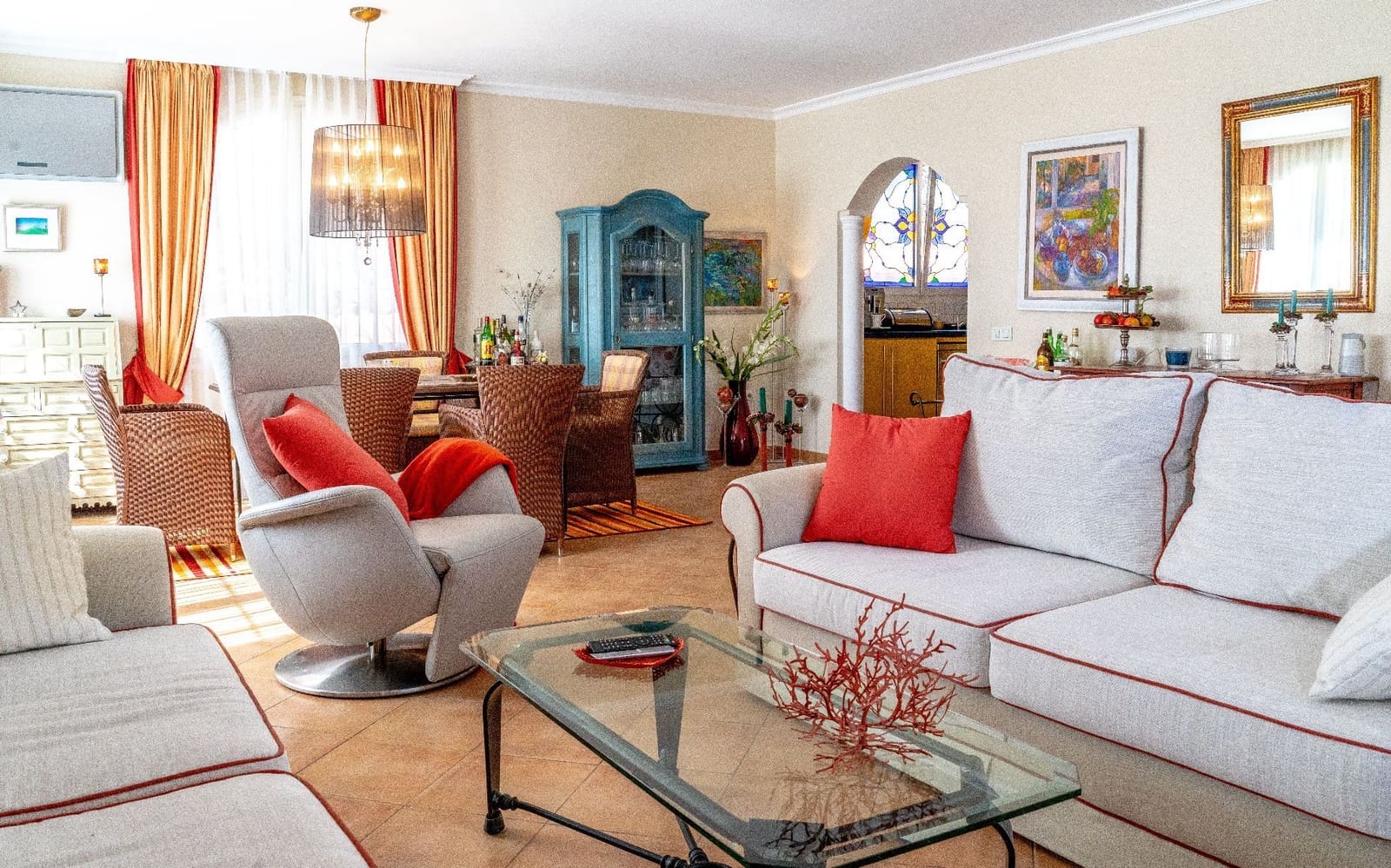 3 soveværelse Villa til salg i Playa del Duque med swimmingpool garage - € 2.800.000 (Ref: 9219708)