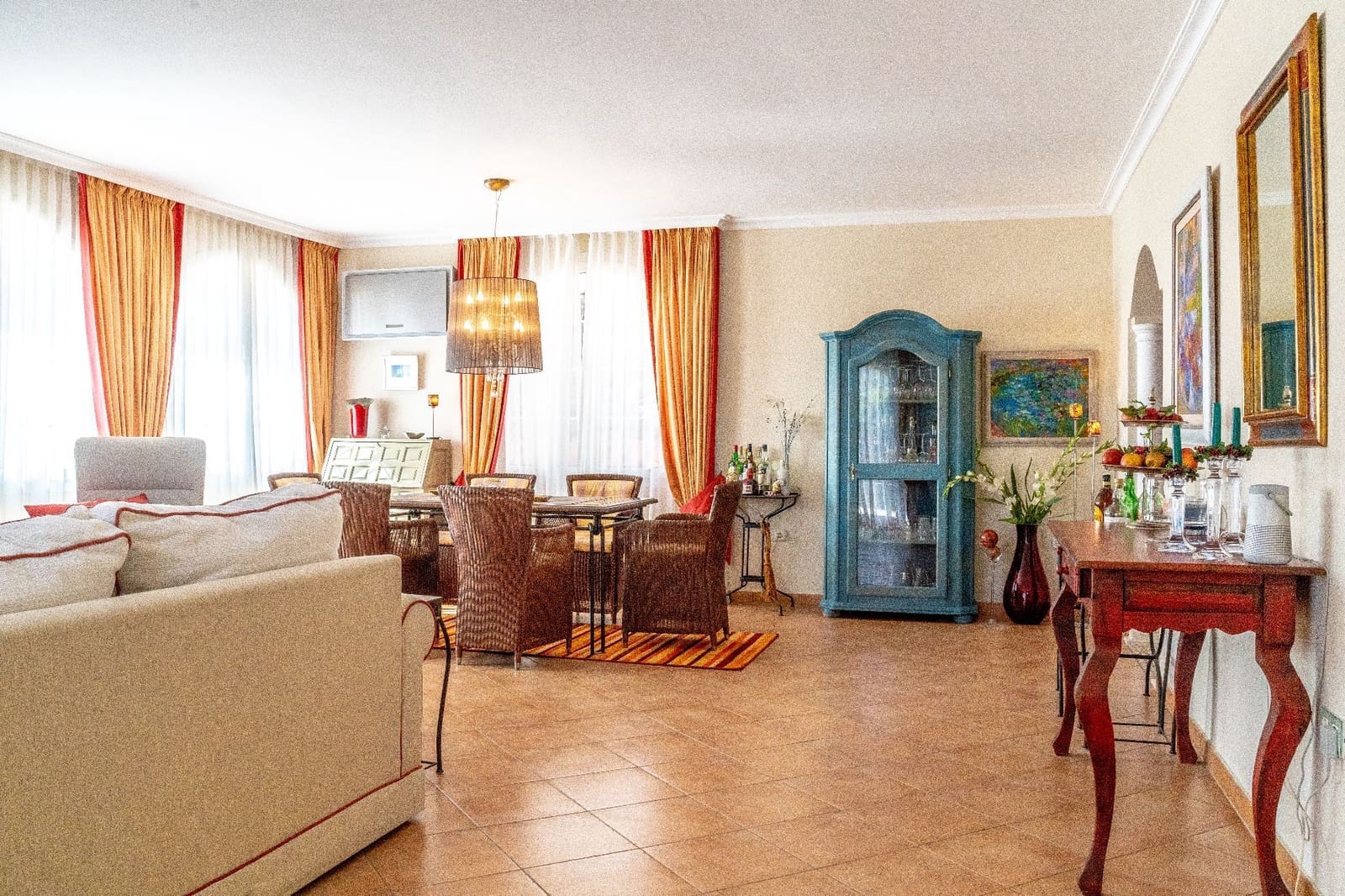 3 soveværelse Villa til salg i Playa del Duque med swimmingpool garage - € 2.800.000 (Ref: 9219708)