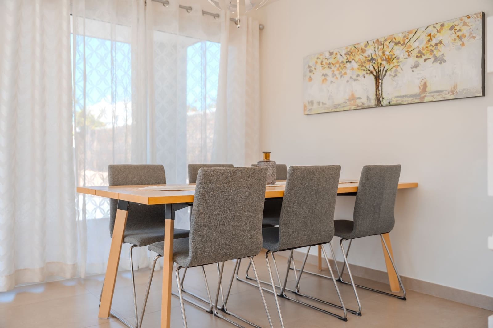 3 sypialnia Willa na sprzedaż w Costa Adeje z basenem garażem - 1 175 000 € (Ref: 9232277)