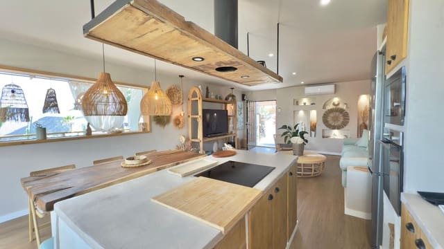 5 soveværelse Villa til salg i Chayofa, Arona med swimmingpool garage - € 1.270.000 (Ref: 9232278)