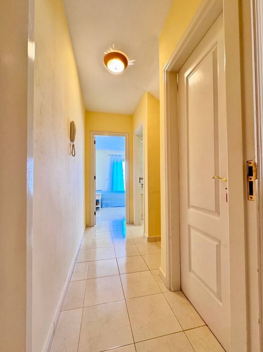 2 sovrum Hus till salu i Costa Adeje med pool garage - 325 000 € (Ref: 9235987)