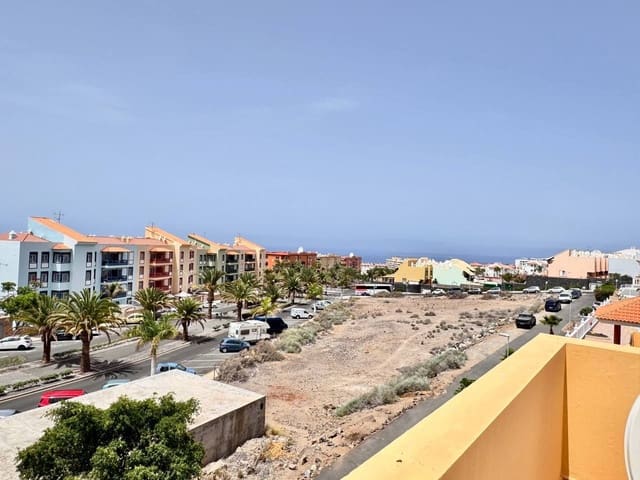 2 slaapkamer Huis te koop in Costa Adeje, Adeje met zwembad garage - € 325.000 (Ref: 9235987)
