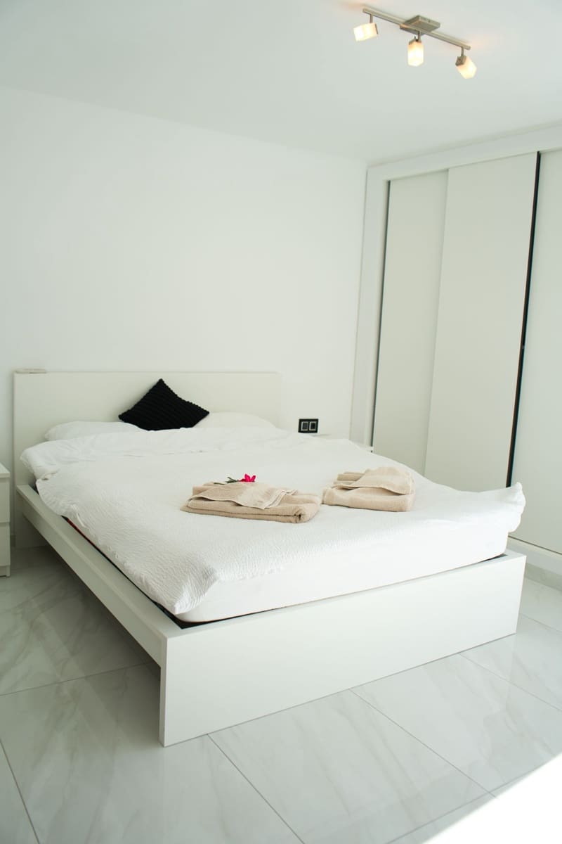 3 soveværelse Villa til salg i Costa Adeje med swimmingpool garage - € 930.000 (Ref: 9239594)