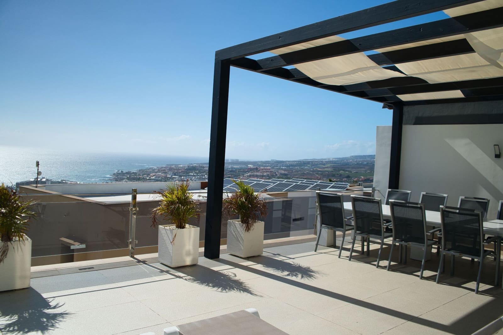 3 soveværelse Villa til salg i Costa Adeje med swimmingpool garage - € 930.000 (Ref: 9239594)