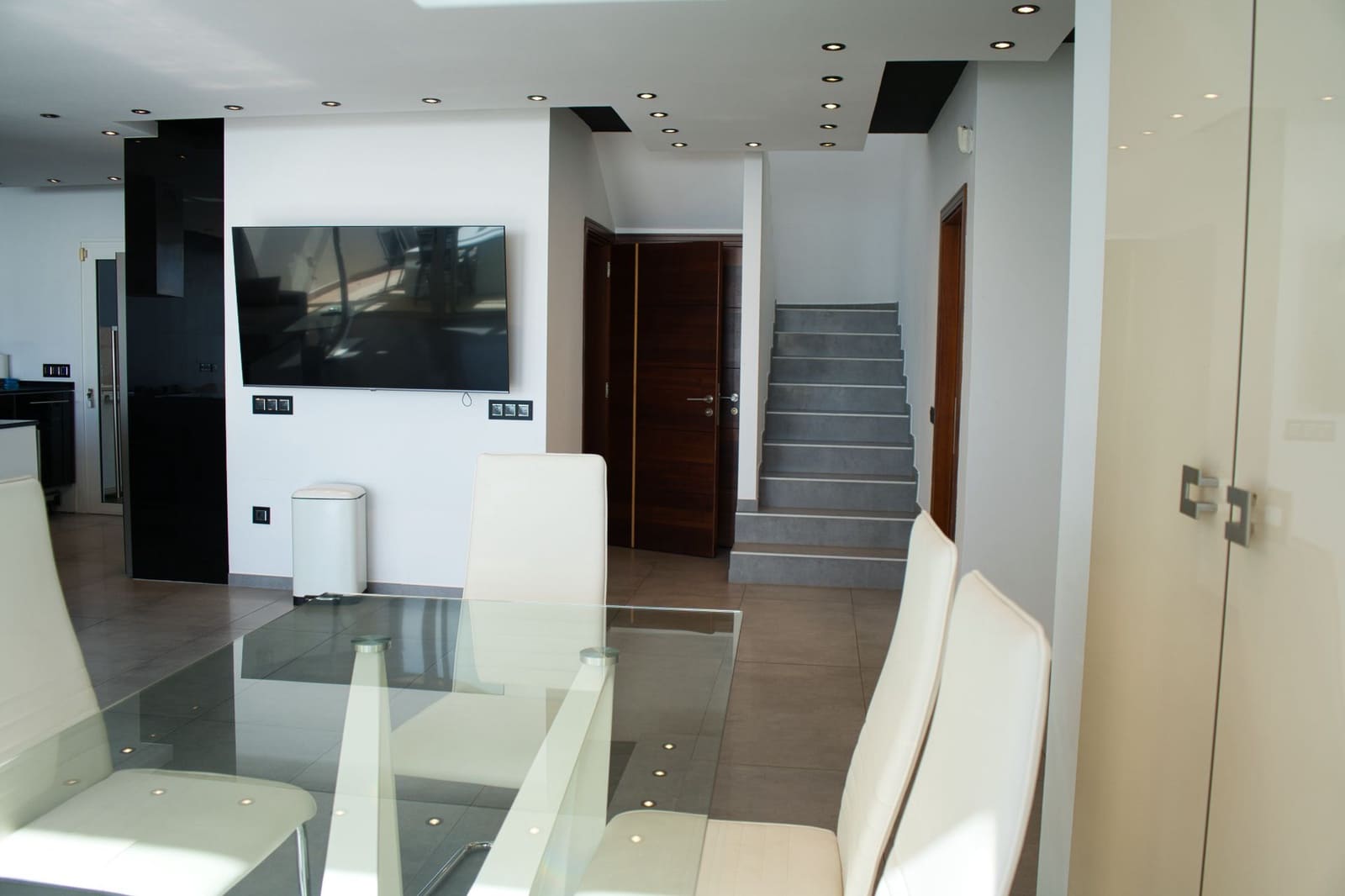 3 soveværelse Villa til salg i Costa Adeje med swimmingpool garage - € 930.000 (Ref: 9239594)