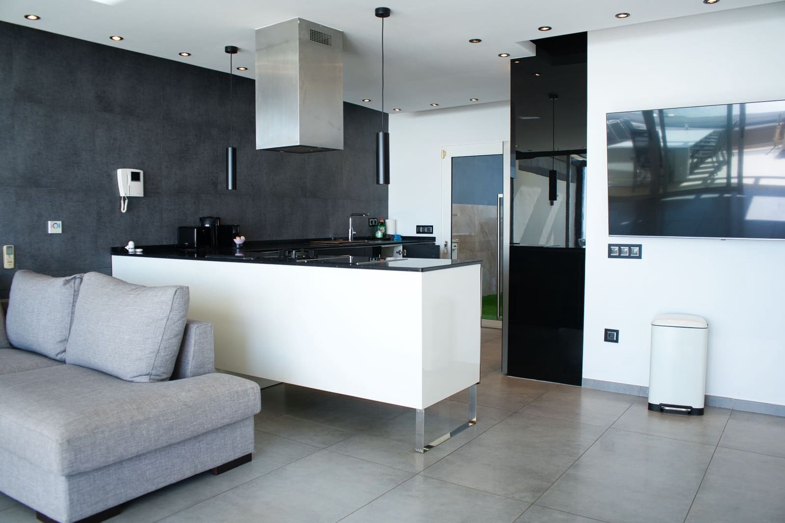 3 soveværelse Villa til salg i Costa Adeje med swimmingpool garage - € 930.000 (Ref: 9239594)