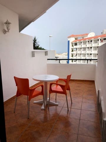 Appartement te koop in Los Cristianos, Arona met zwembad - € 220.000 (Ref: 9242691)