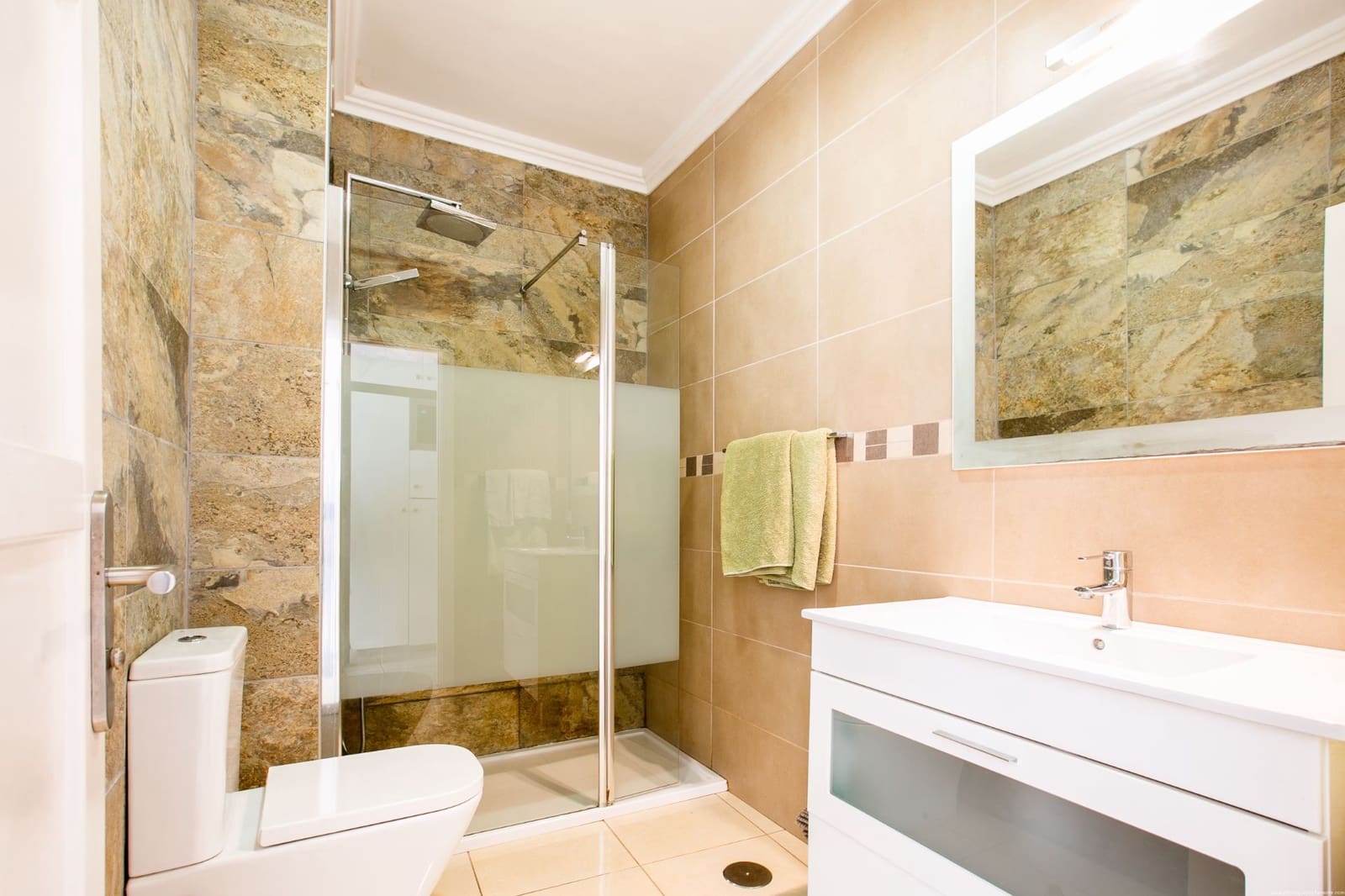 1 soveværelse Lejlighed til salg i Costa Adeje med swimmingpool garage - € 310.000 (Ref: 9247942)