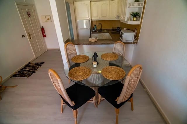 1 makuuhuone Huoneisto myytävänä paikassa Chayofa, Arona mukana uima-altaan - 235 000 € (Ref: 9251848)