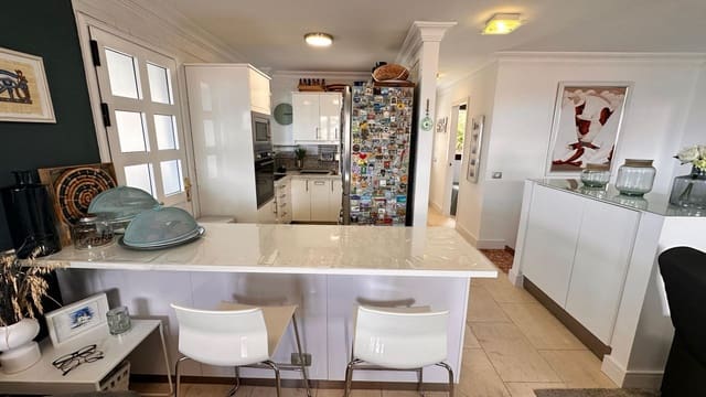 4 chambre Appartement à vendre à El Madroñal, Adeje avec piscine garage - 630 000 € (Ref: 9254701)